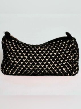 šAiayu Wool Pouch āHelenā Clutch 6x10" - Black/Tan - Like New